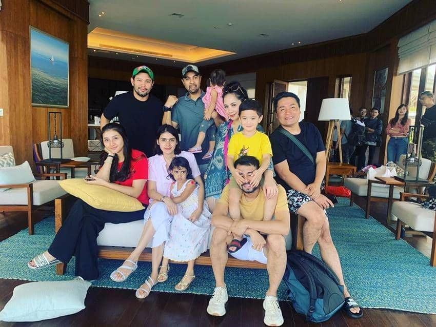 instagram.com/merryraffiahmad/