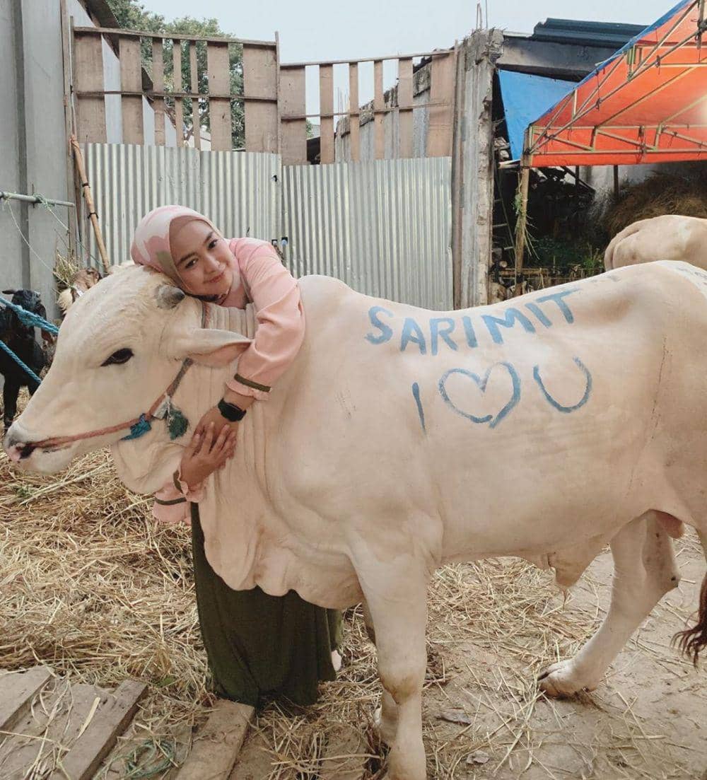 instagram.com/riaricis1795