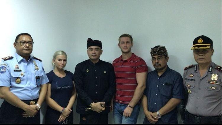 Instagram.com/aryawedakarna