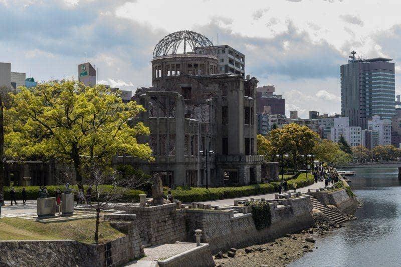 Hiroshima Peace Memorial jadi pengingat dahsyatnya bom atom Amerika Serikat. unsplash.com/Terence Starkey