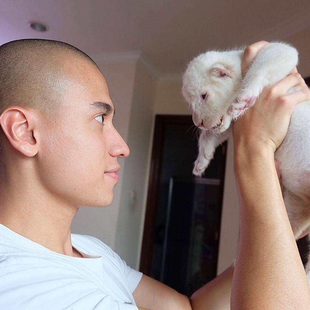 instagram.com/fardhankhan