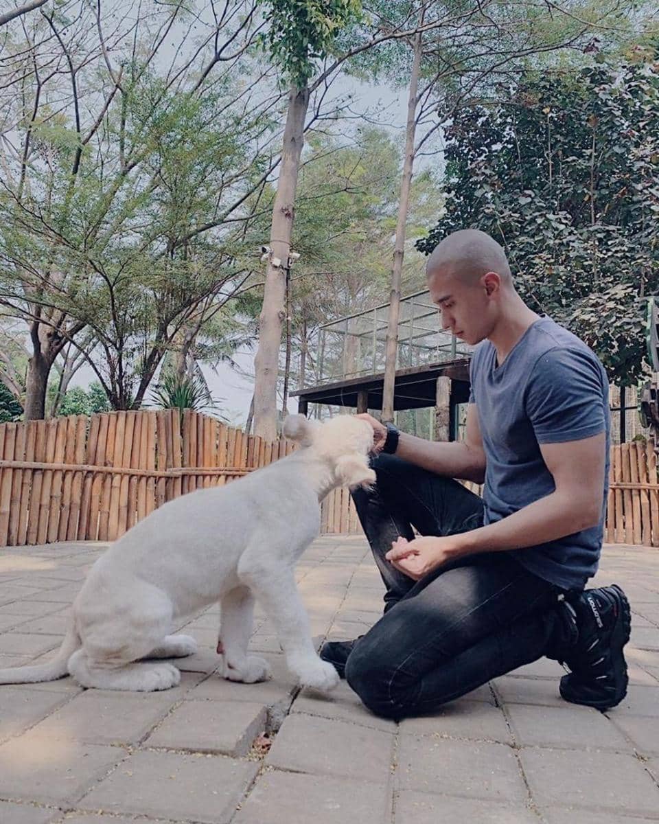 instagram.com/fardhankhan