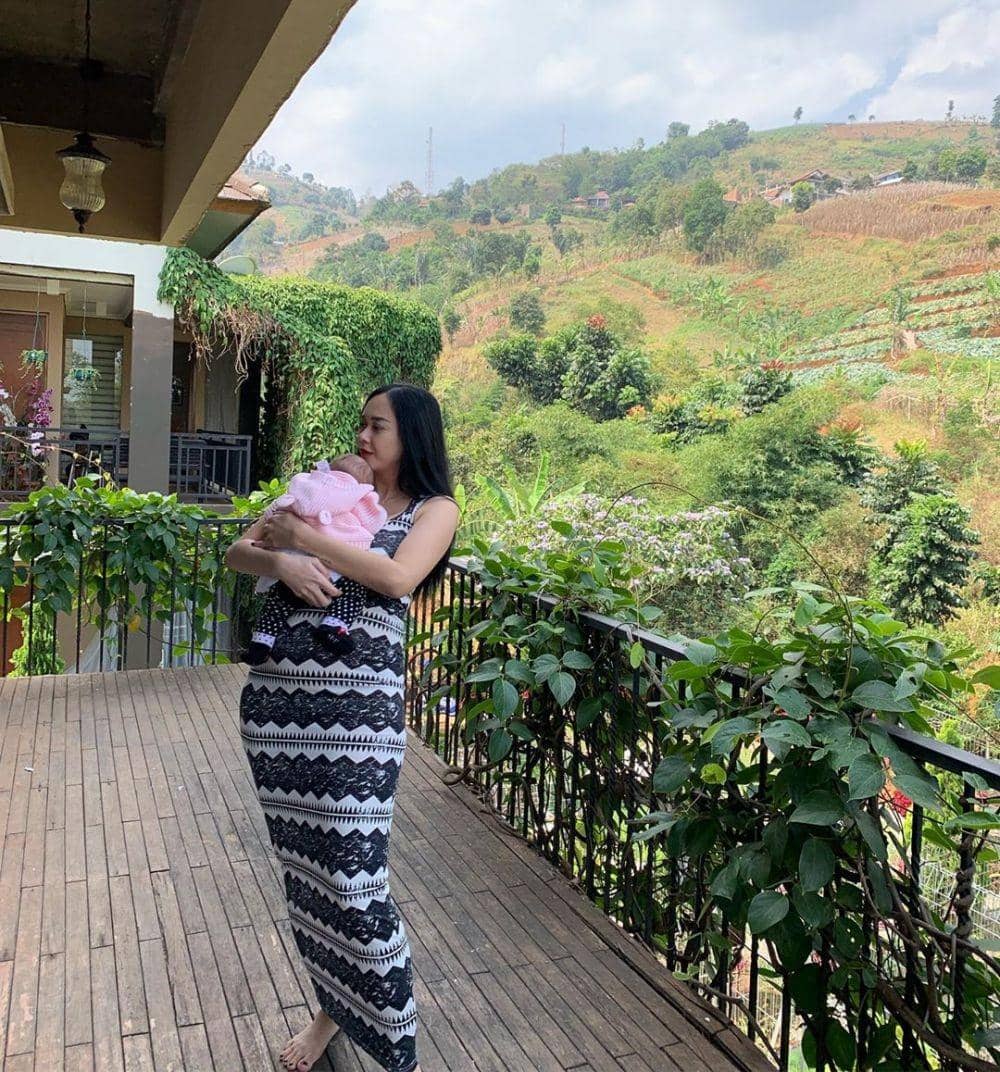 Instagram.com/aurakasih