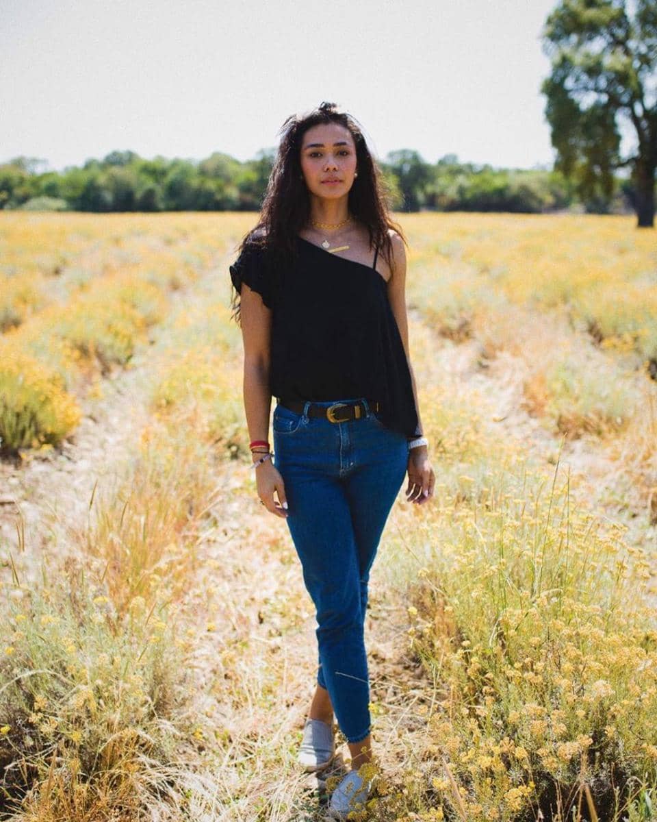 instagram.com/Adinia Wirasti