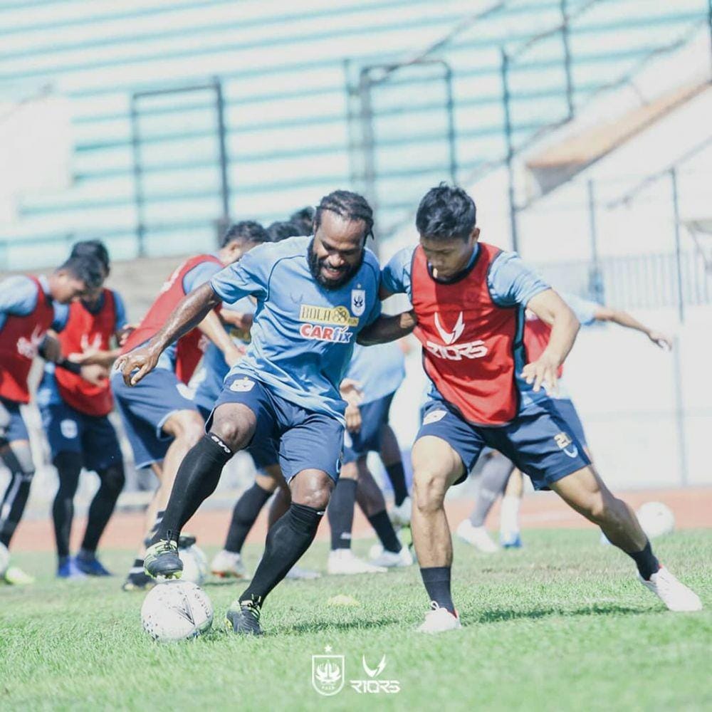 twitter.com/psisfcofficial