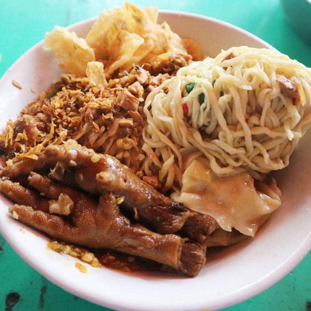 instagram.com/separuhakulemak