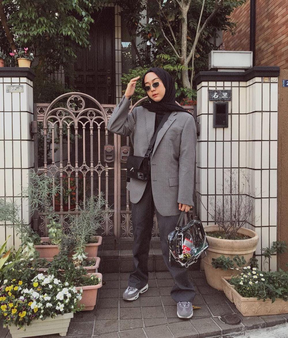 instagram.com/strngrrr