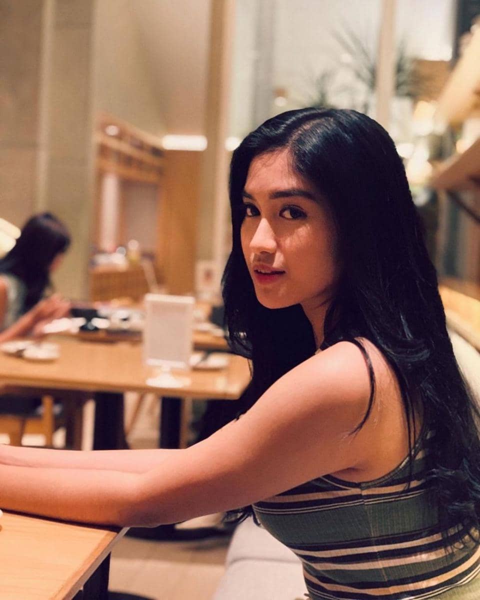 instagram.com/ochi24