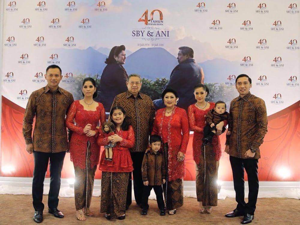 instagram.com/aniyudhoyono