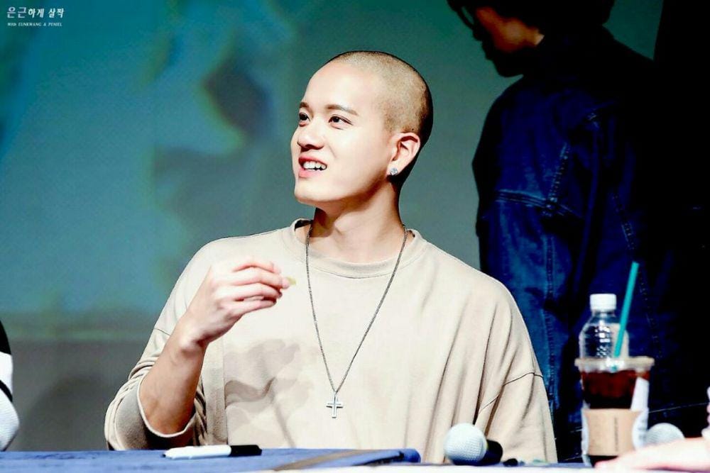 twitter.com/eunkahanke_sajak