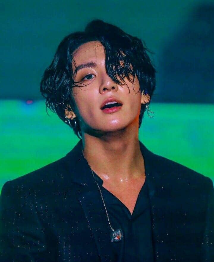 instagram.com/@cafetaeatnight