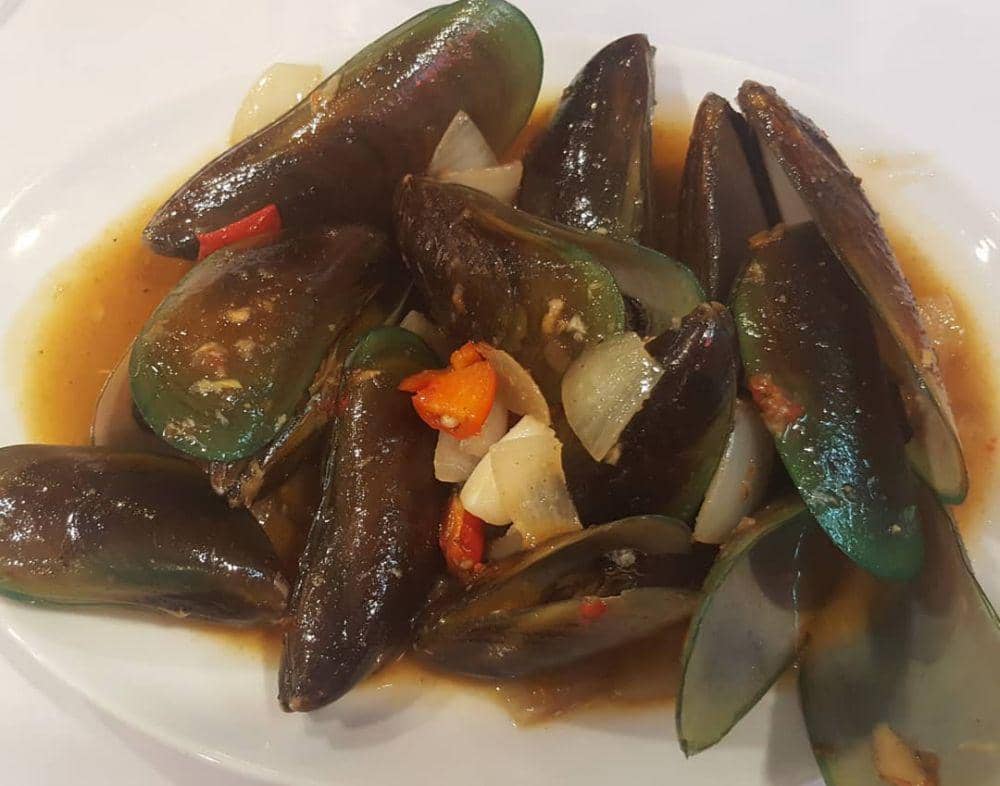 instagram.com/amenu.fb