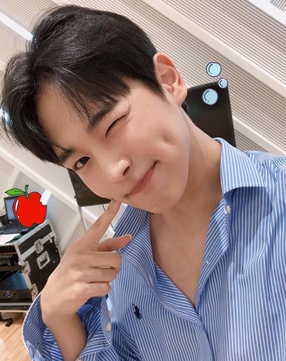 twitter.com/VICTON1109