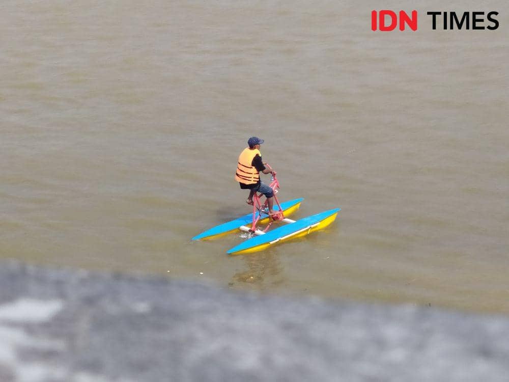 Pemkot Palembang Segera Hadirkan Wahana Sepeda Air di Kambang Iwak