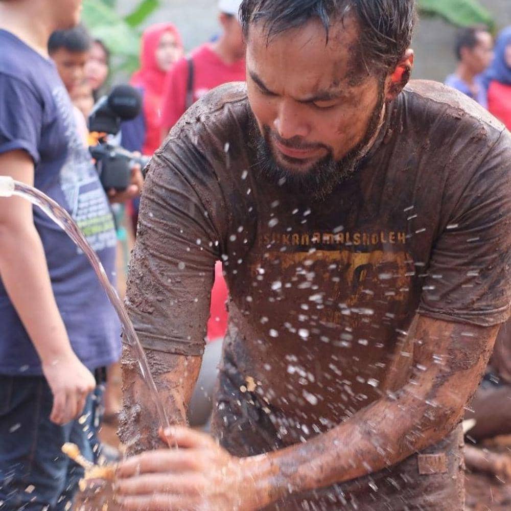 Instagram.com/teukuwisnu