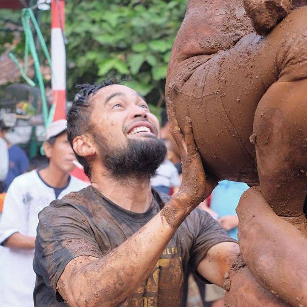 Instagram.com/teukuwisnu