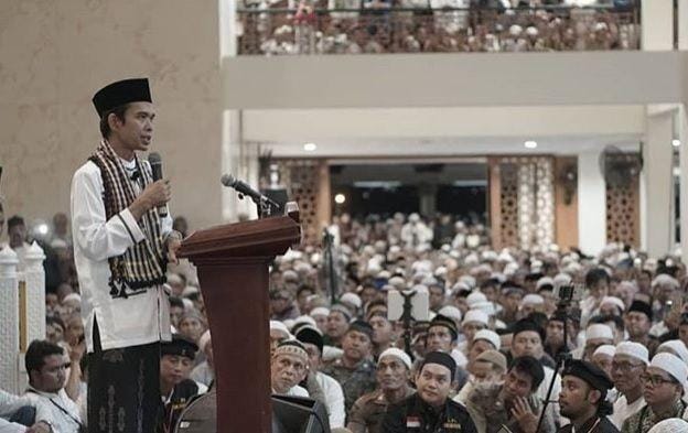 Instagram/@ustadzabdulsomad
