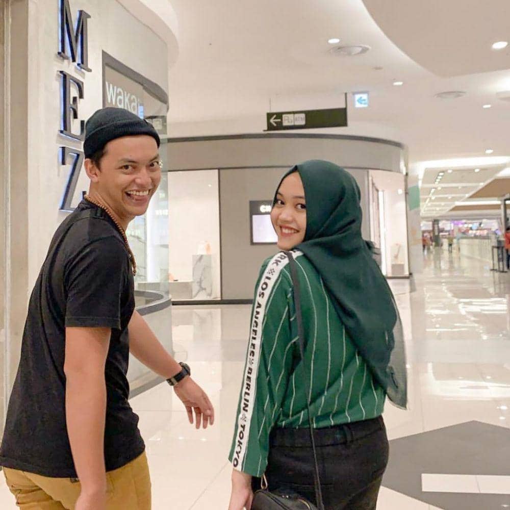 instagram.com/putrideln_