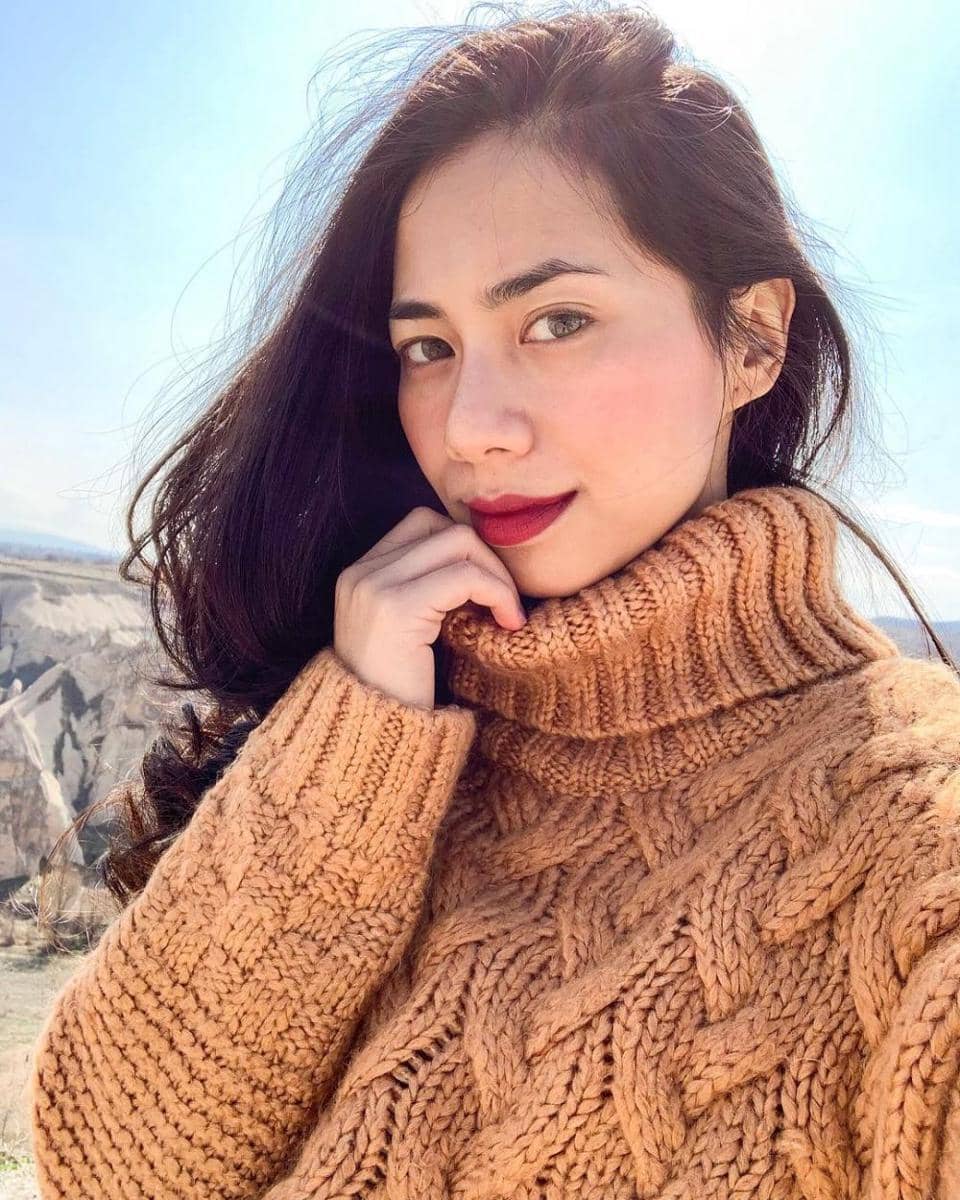 instagram.com/abellyc