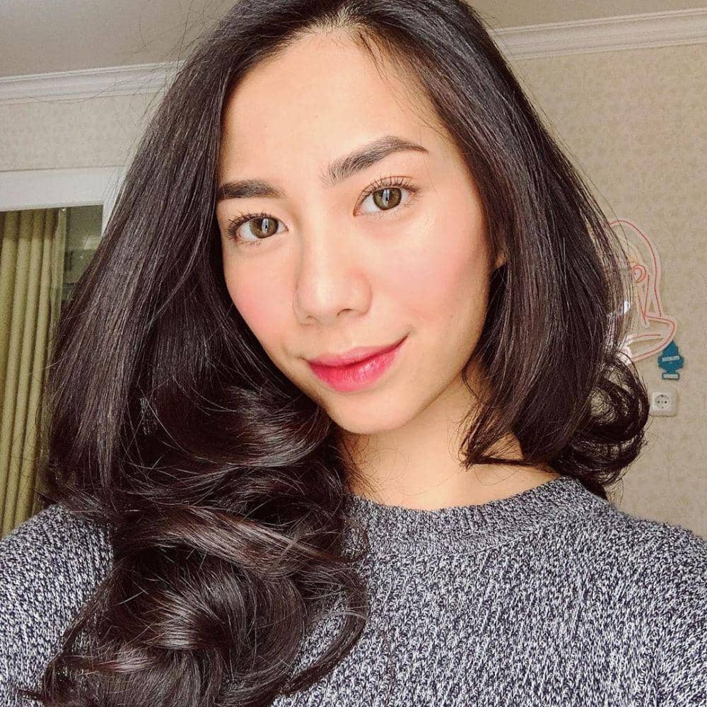 instagram.com/abellyc