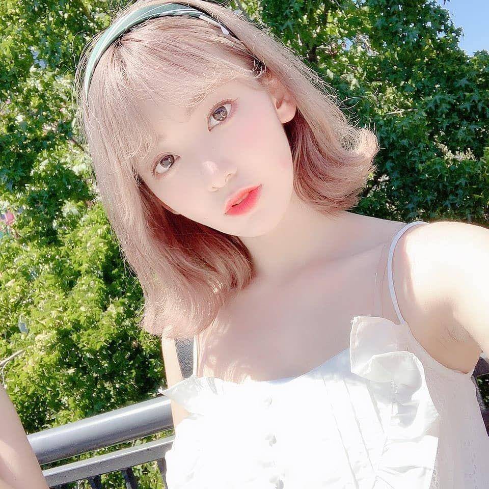 instagram.com/official_izone