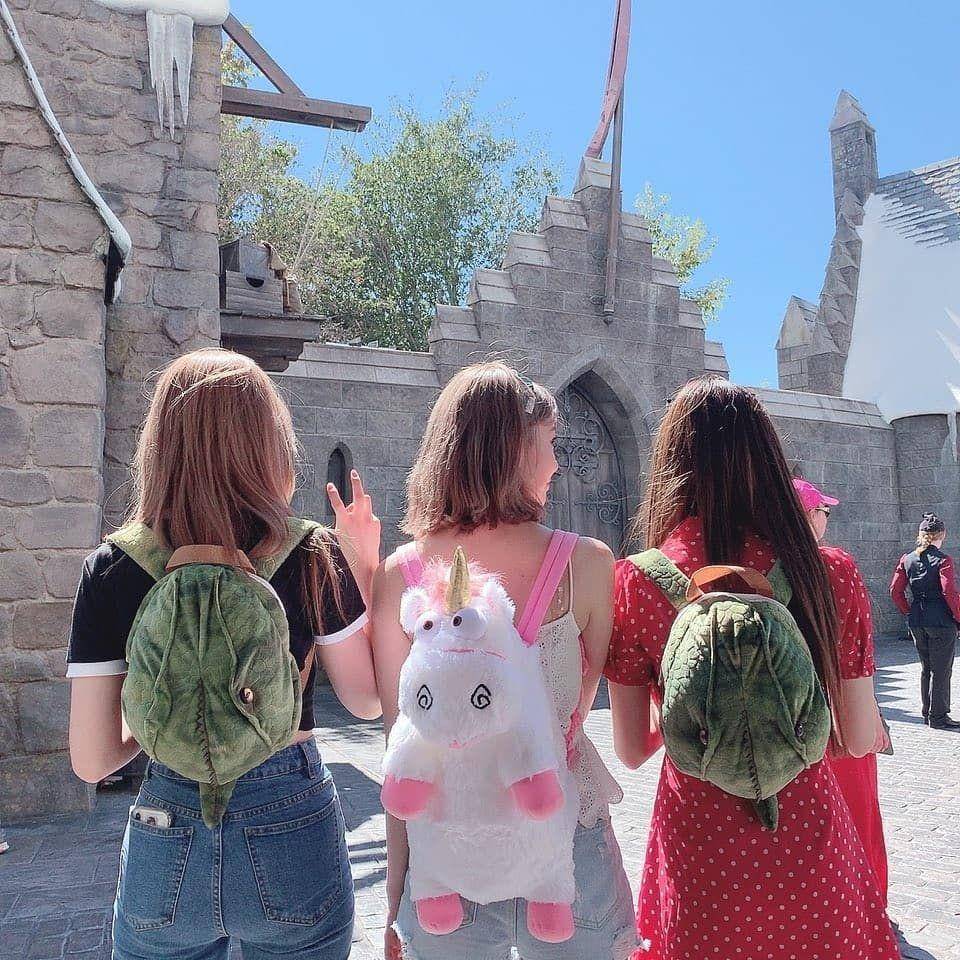 instagram.com/official_izone