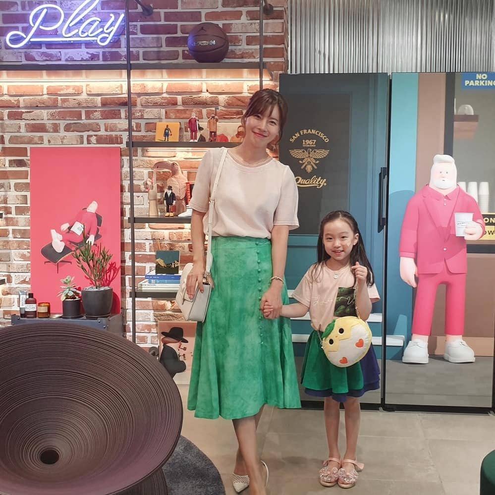 instagram.com/yoo_sun0129