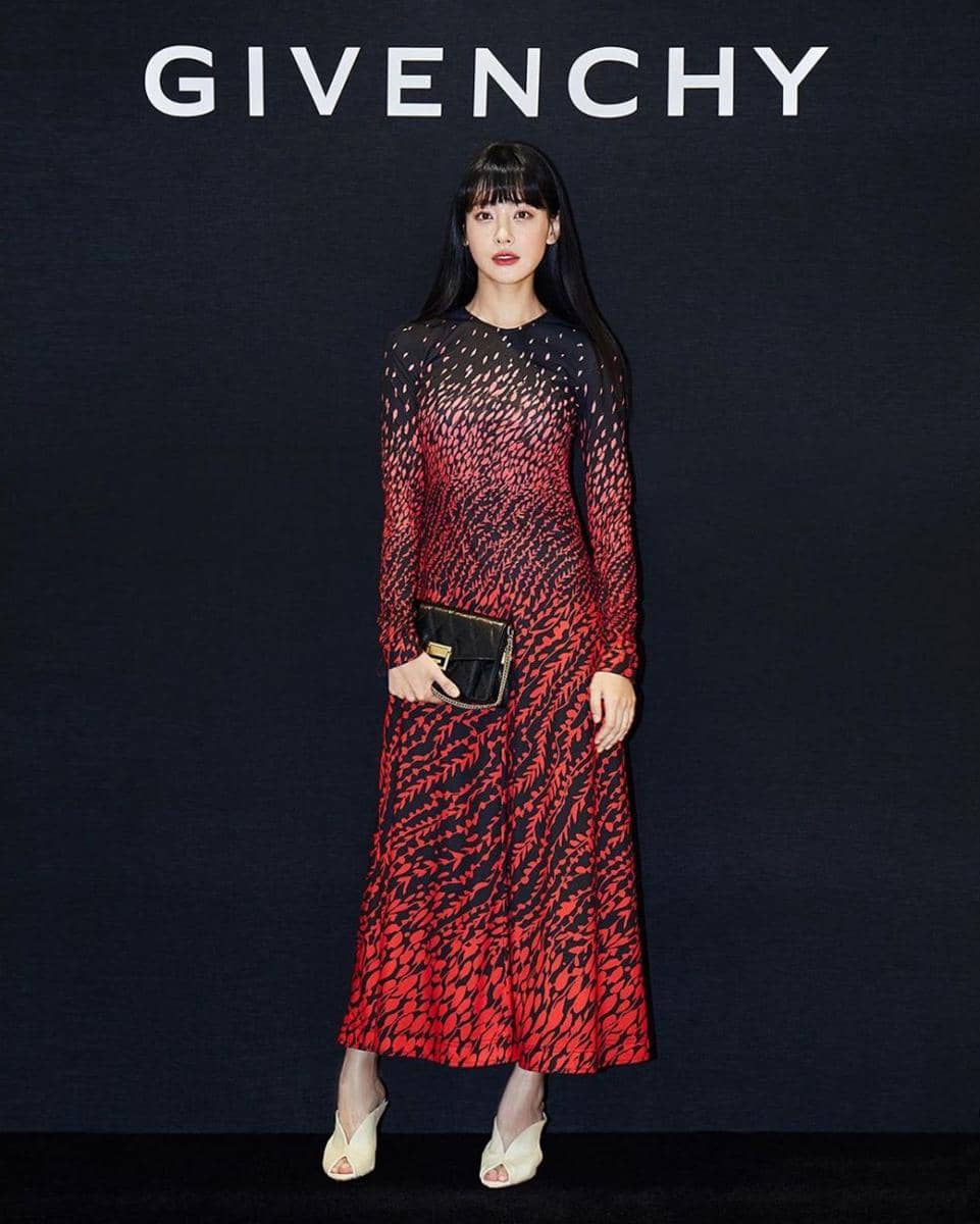 Instagram.com/ohvely22