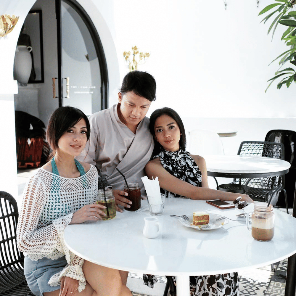 instagram.com/ririndwiariyanti