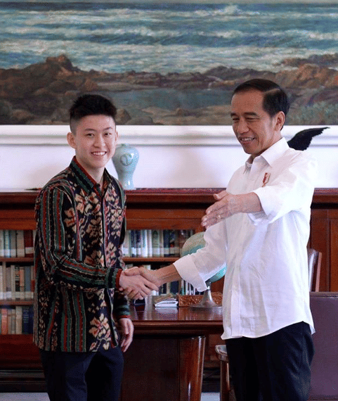 instagram.com/jokowi