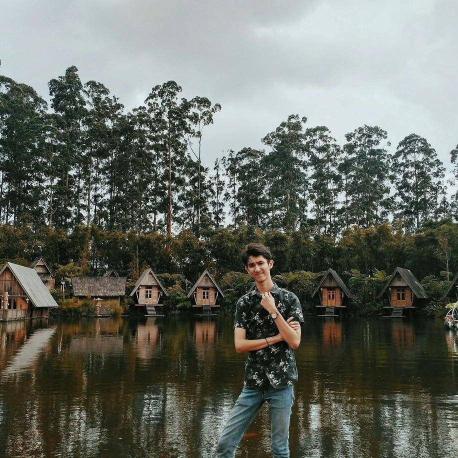 Instagram.com/budi_flo