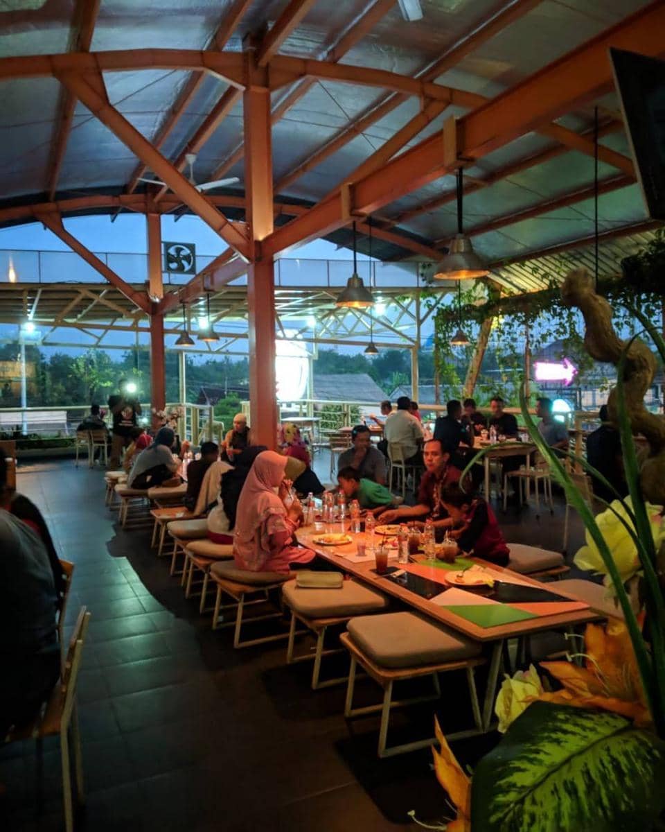 instagram.com/kopibosscafe