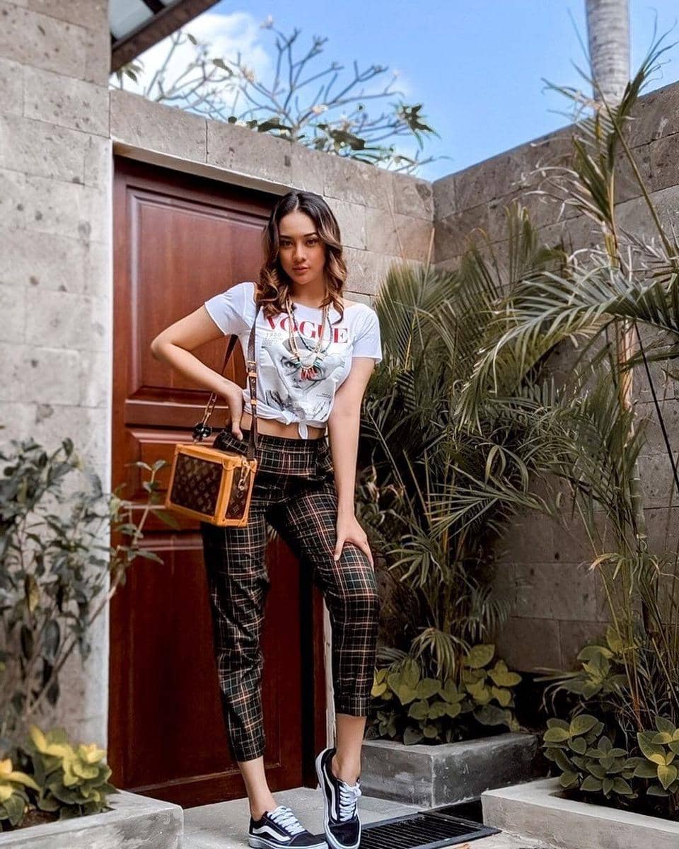 instagram.com/anyageraldine