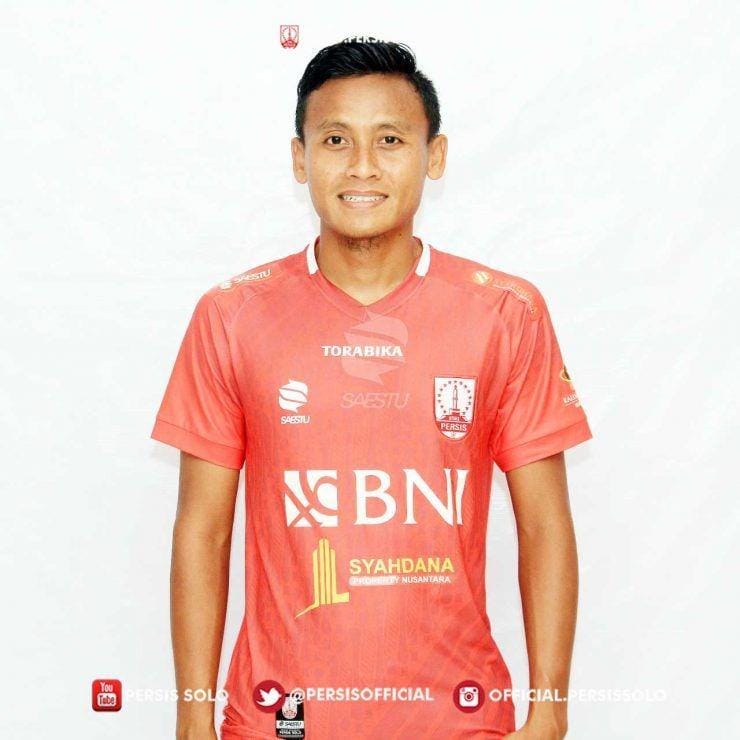 Instagram.com/Official.Persis