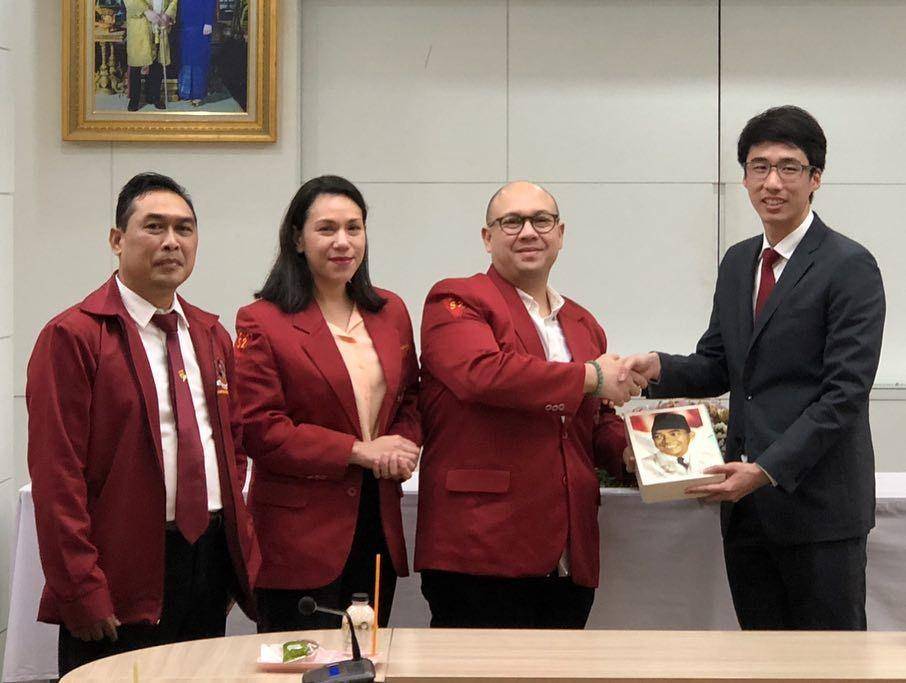 instagram.com/univbungkarno