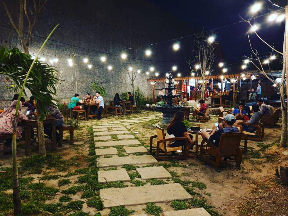 instagram.com/kebonkopisolo/