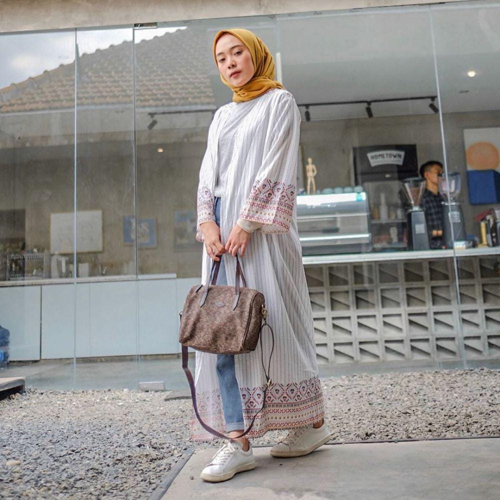 instagram.com/putrimelatii