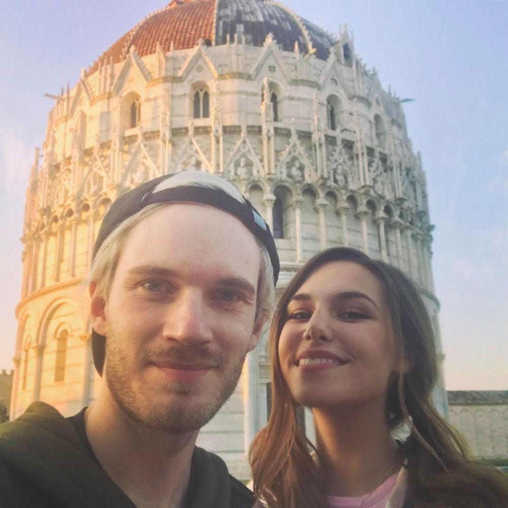 instagram.com/itsmarziapie