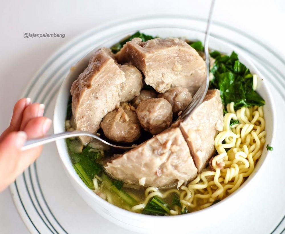 instagram.com/jajanpalembang