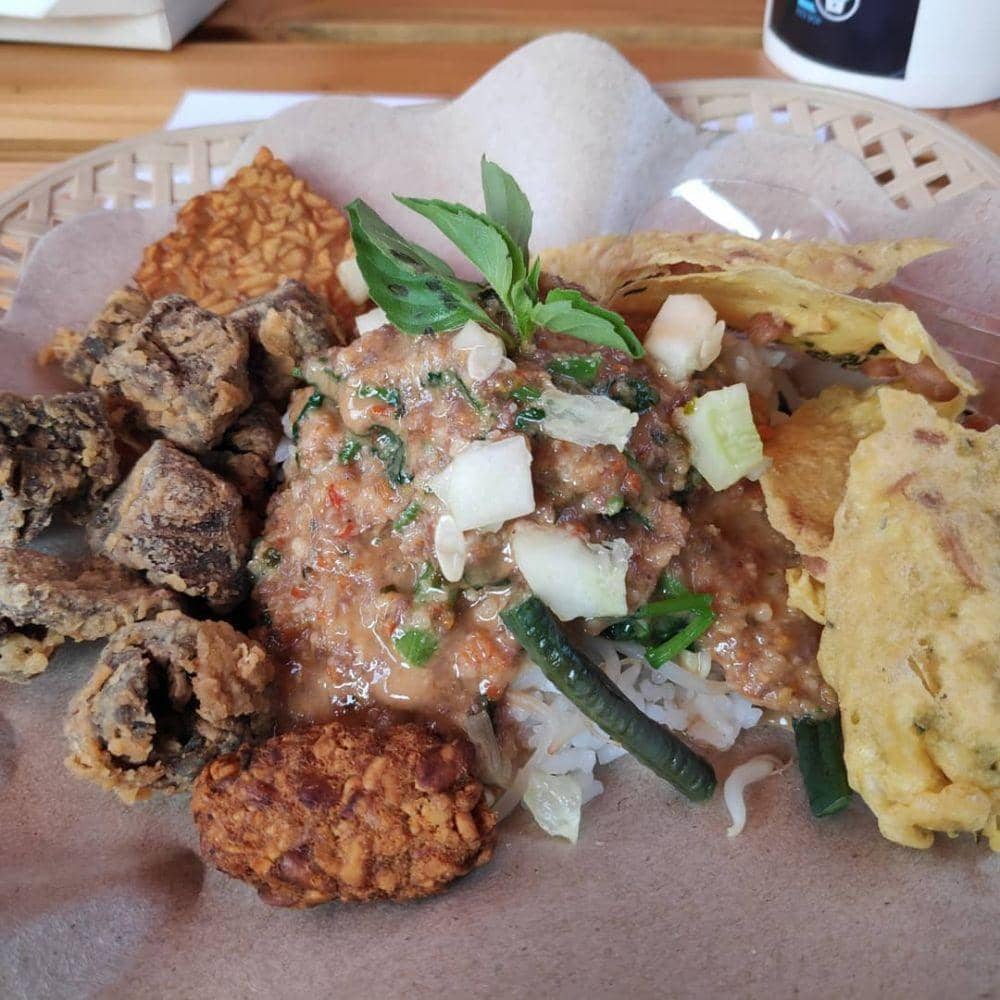 instagram.com/vivianwahab