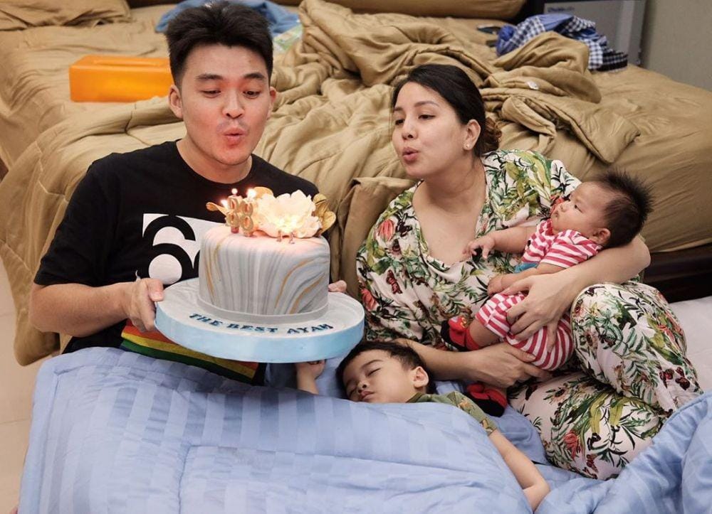 instagram.com/tya_ariestya