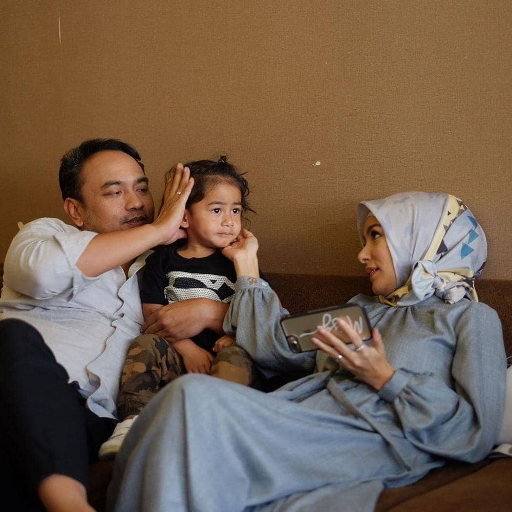 Instagram.com/meisya__siregar