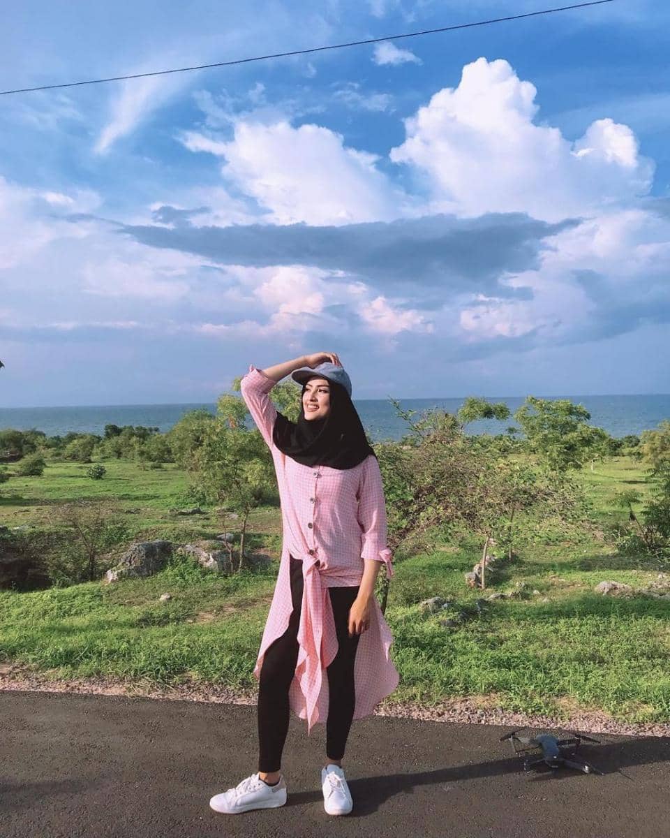 instagram.com/efazhira