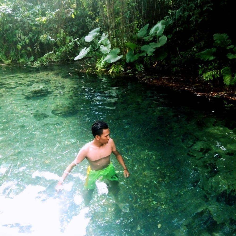 instagram.com/ejaaii