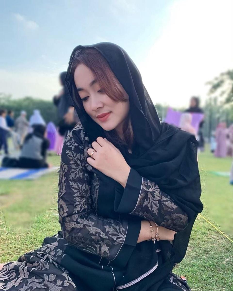 Instagram/nonanoni23