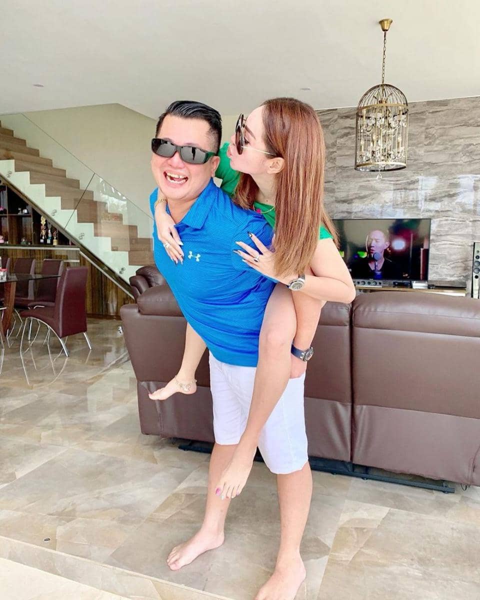 instagram.com/femmypermatasari