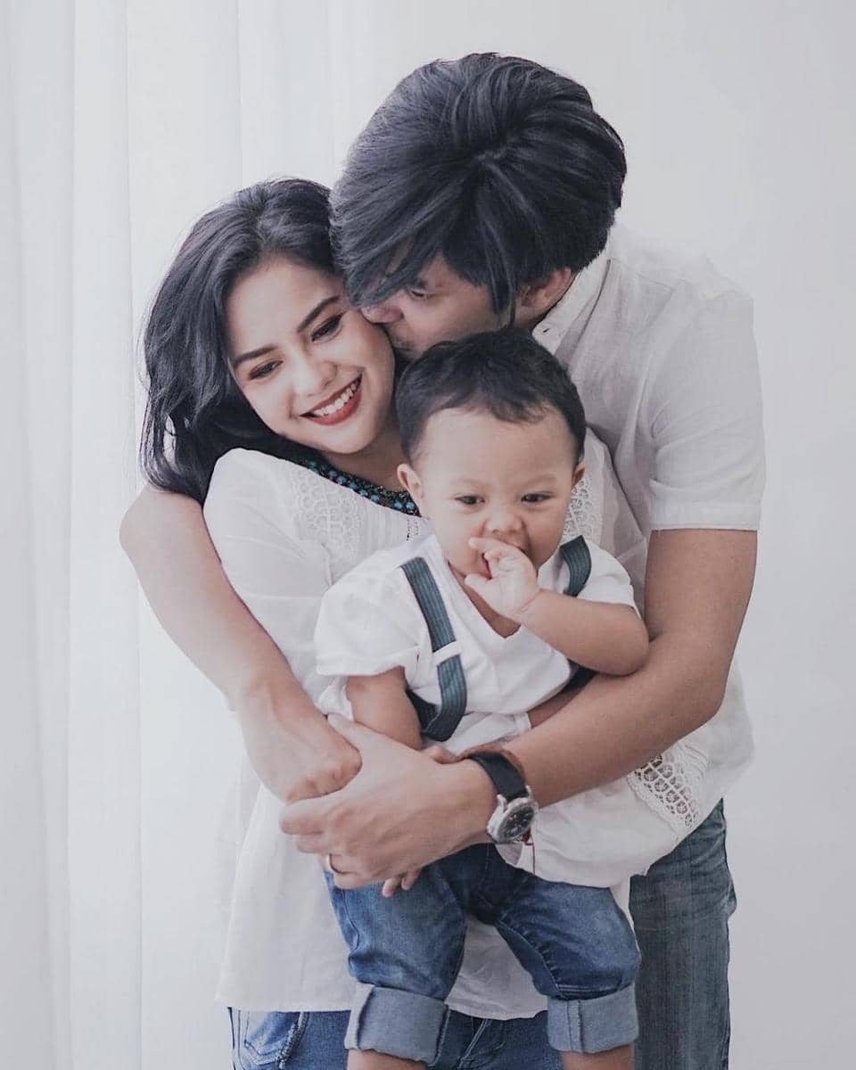 Instagram.com/mytha_lestari