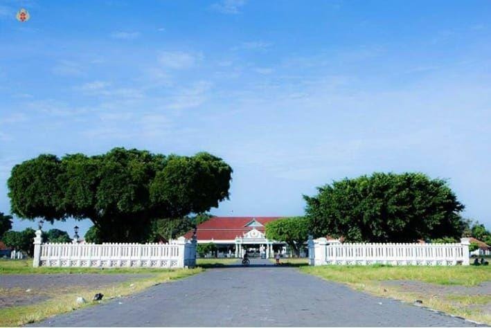 Instagram.com/kratonjogja