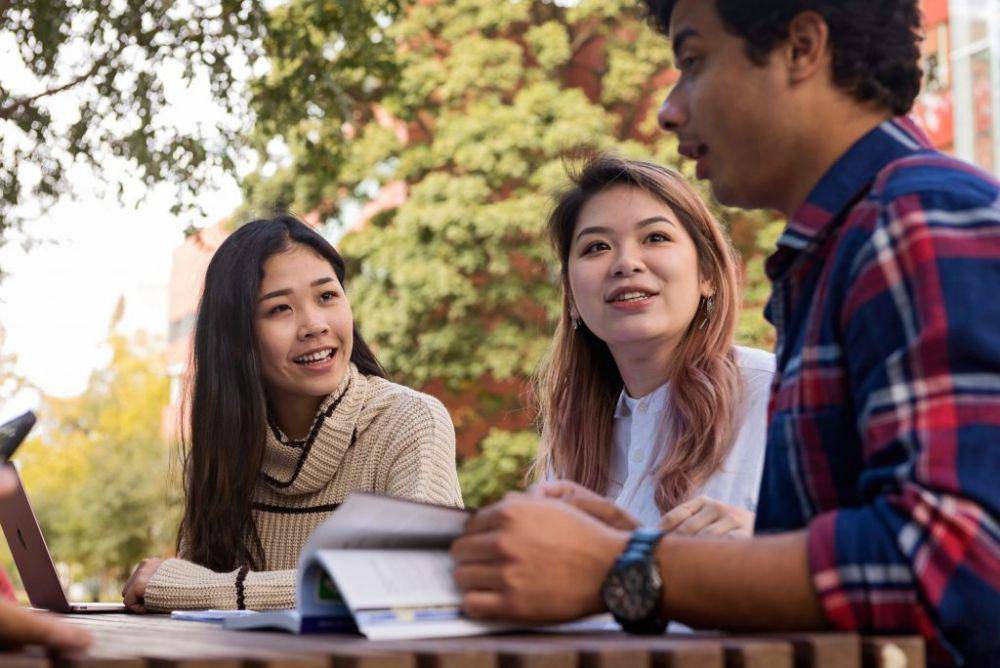 college.adelaide.edu.au