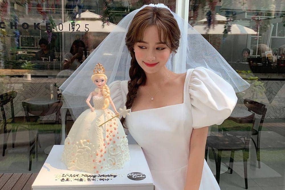 instagram.com/una_jung